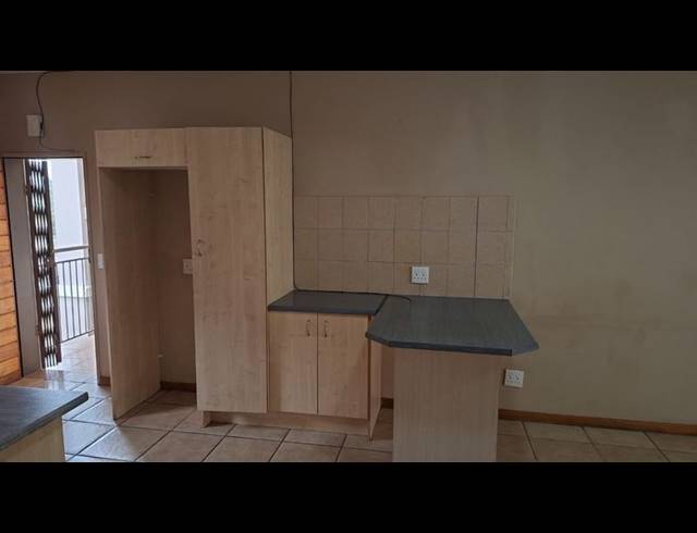 2 BEDROOM PROPERTY TO RENT IN NORTHGATE